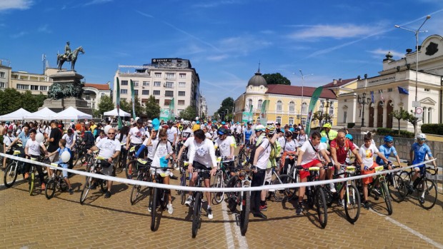 Полумаратонът на София и велошествието, организирано от Столичната община, събраха