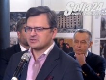 Кулеба: Още оръжия и друга помощ пътуват към Украйна
