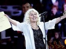 Гинка Станчева на 90: Не съм се отказала да работя, дори се явих на кастинг за роля