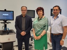 Медицински университет - Пловдив показа високотехнологичната си база на зам.-министър Грибнев