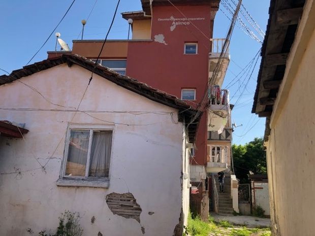Проблемът с незаконните къщи не само в Пловдив, а и