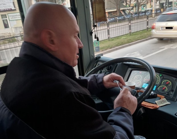 Градските автобуси в Пловдив ще работят и след 9 часа