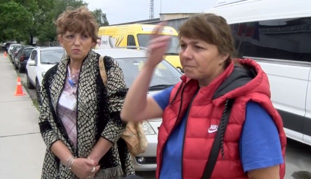 Работници от пловдивски завод напусната работните си места и излязоха