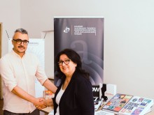 Фирма дари ценни книги на АМТИИ, прие студенти бесарабски българи