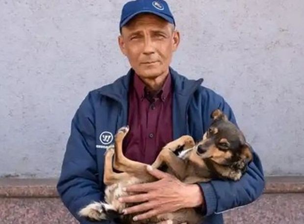 Украинец и кучето му вървяха над 200 км пеша за