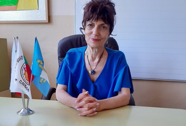 Боянка Митева е дългогодишен учител от ОУ Васил Левски в
