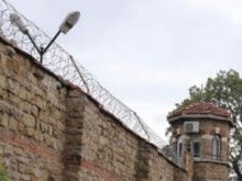Затвор за жена, задигнала 700 лева от магазин на бул. "Мария Луиза"