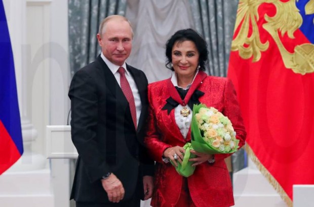 Руският милиардер и приближен на Путин Алишер Усманов след 30 години