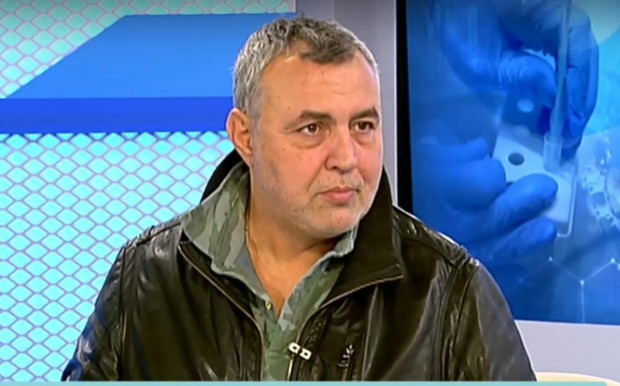 Председателят на Съюза на артистите в България Христо Мутафчиев изригна