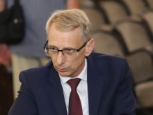 Важно за учениците: Подготвят се поредните промени в учебното съдържание