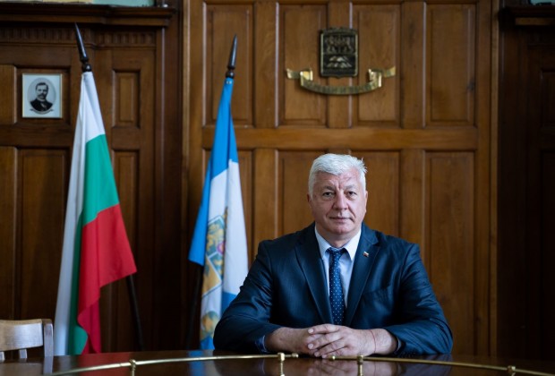 Приветствие на кмета на Пловдив по повод 24 май Уважаеми дейци
