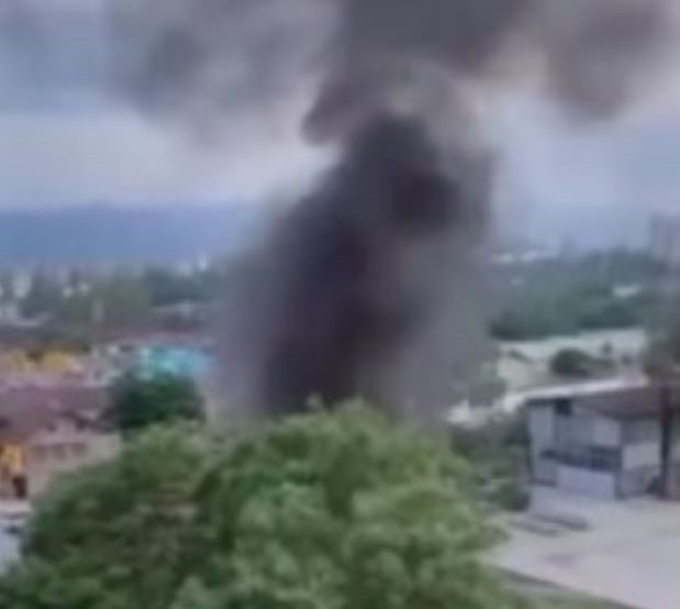 Пожар от боклуци вдигна на крак пловдивски пожарникари днес привечер