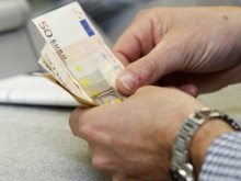 Ето от кога се очаква да започнем да плащаме с евро в България