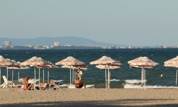 Нередности по българските плажове дни преди началото на новия летен