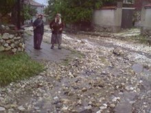 ВиК и местна власт се гаврят с цял град