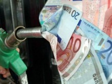 От Гърция: На пазара на горивата действа мафия, която пере пари чрез бензиностанциите