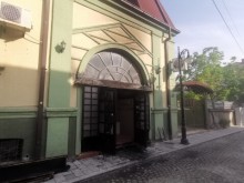 Вандалска атака! Подпалиха българския център "Иван Михайлов" в Битоля