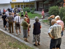 "Български пощи" ще обяснят как ще изплащат пенсиите от утре