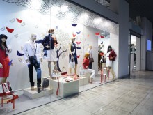 Близо 40% от младите българи предпочитат стоки-менте