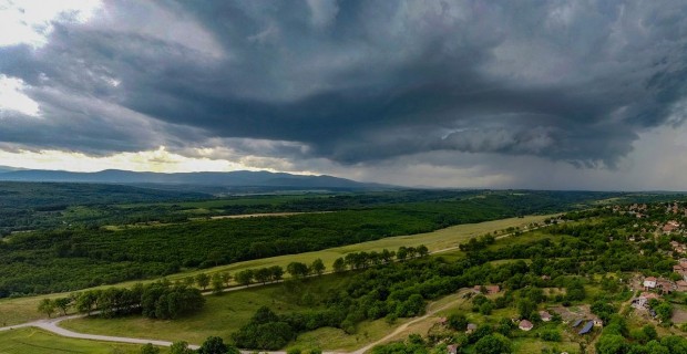 Двойно оранжево и жълто предупреждение почти за цяла България!