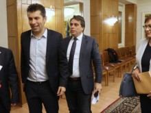 Кой е по-голям мръсник в коалицията - това е въпросът