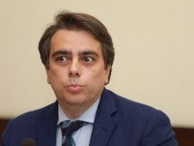Асен Василев: Ще бъде грешка да се спре техническата подготовка за еврото, докато чакаме анализ