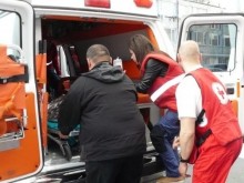 Тежък семеен скандал в Пловдив! Двамата са с рани по главите, жената е в болница
