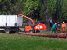 Общината: Не излизайте от домовете си!