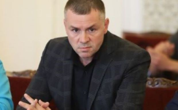 Депутатът от Промяната и рапър Христо Петров Ицо Хазарта