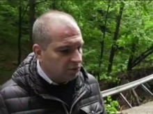 Министър Караджов с последна информация за блокирания "Петрохан"