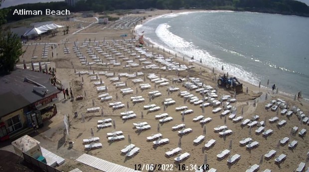 Багер нагази в плажа в Китен видя Plovdiv24 bg Тежката машина