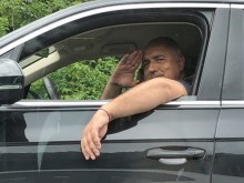 Снимаха Борисов и Фънки в голямо задръстване на наша магистрала