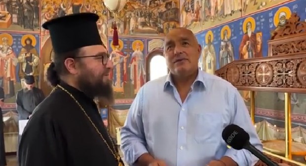 Лидерът на ГЕРБ Бойко Борисов посети Дивотинския манатастир Св Троица