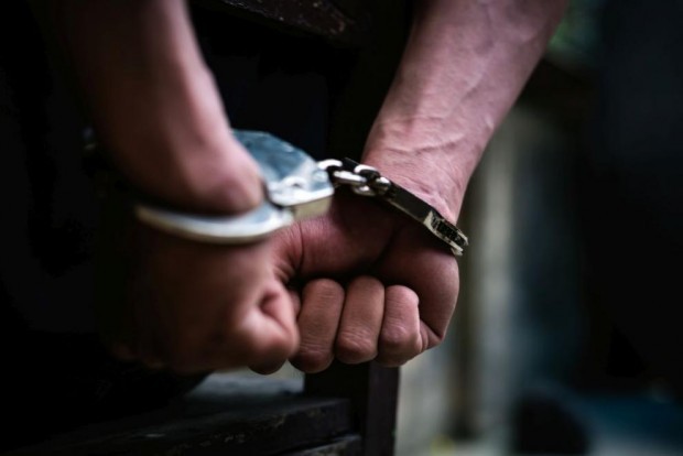 МВР задържа 15 годишен младеж за убийството на възрастна жена в Ловеч  Младежът