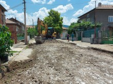 Започна основен ремонт на улица в Белащица