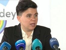 Майките на бебе Сара са готови да съдят България