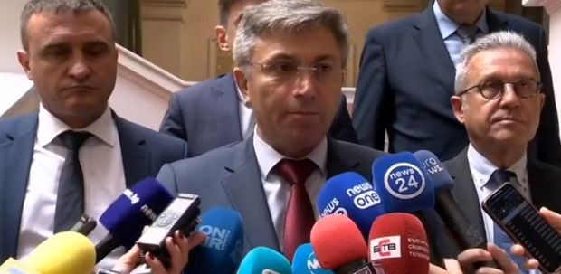 ��� � "����������" �� ��������� ���� �� ��������� ��� ��������������