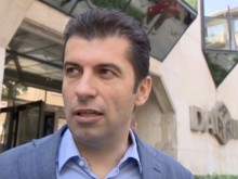Кирил Петков отговори на Румен Радев, който го нарече "куриер"