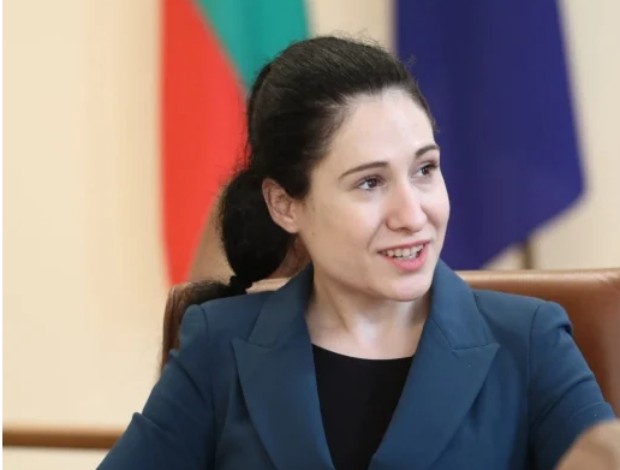 Ралица Симеонова която е от учредителите на партията на Стефан Янев
