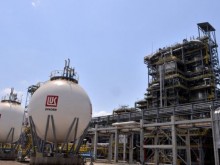 Експерт: Интересно е защо от май нашата рафинерия обработва само руски петрол?