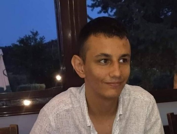 Вече 2 седмици няма следа от 20 годишния Георги Пламенов  Момчето е в неизвестност
