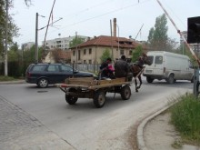Авария затвори прелеза на "Пещерско шосе"