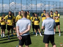 "Канарите" с тренировка във фитнеса за подобряване на физическото си състояние