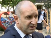Президентът Радев се обърна към македонските политици
