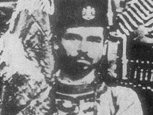 Искат подмяна на паметник в родопско село, не приличал на истинския герой