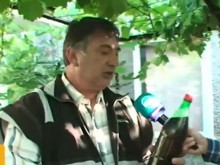 Кмет "изяде" глоба заради 37 бутилки домашна бира