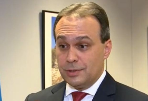 Министърът на отбраната в оставка Драгомир Заков с гневен пост