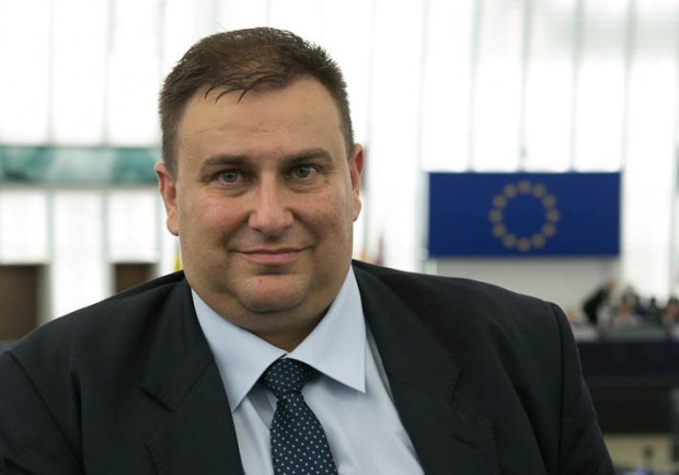 Евродепутатът от ГЕРБ/ЕНП Емил Радев организира конференция на тема: Цифровата