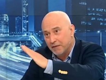 Проф. Кунчев: Разходете се из българските села и вижте колко много некролози има