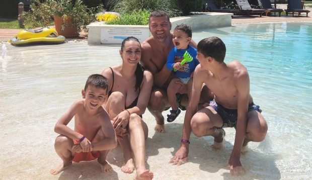 Тервел Пулев се наслаждава на лятото и ваканцията в компанията